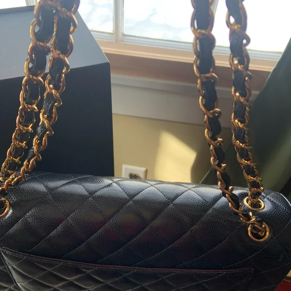 Classic Caviar black Chanel jumbo double flap‎ bag